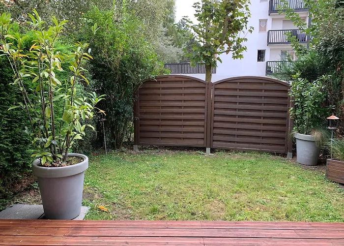 Repos Au Bord De La *